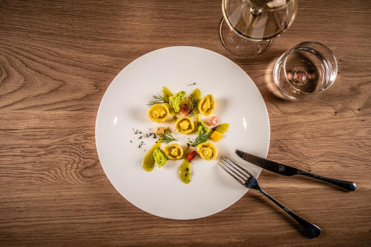 My Arbor - Dolomites Hotel Bressanone Exterior foto A plate of tortellini