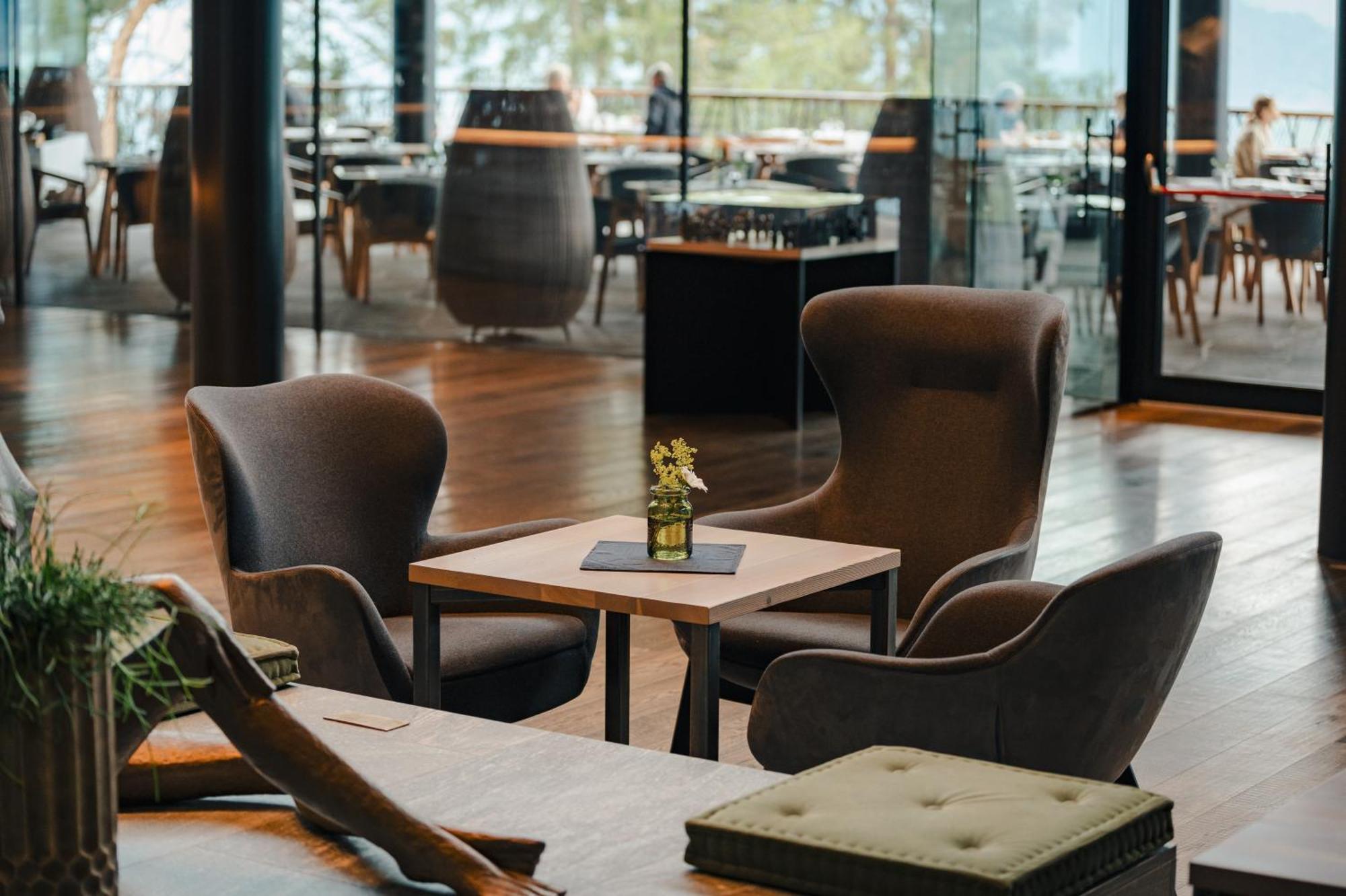 My Arbor - Dolomites Hotel Bressanone Exterior foto The lounge at the airport